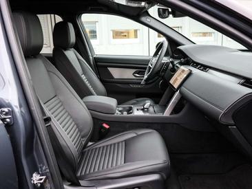 Land Rover Discovery Sport P270e Dynamic SE — photo 3