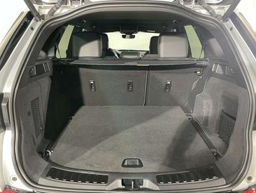 Land Rover Discovery Sport P300e R-Dynamic S — photo 28