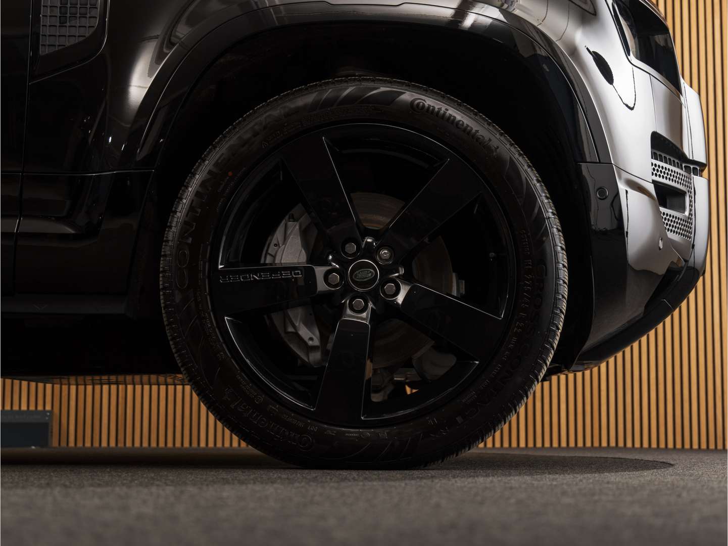 Land Rover Defender 110 X-Dynamic HSE P300e - 2025 - Joinsteer - #10