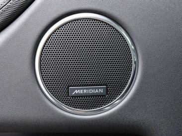 Land Rover Discovery Sport P270e Dynamic SE — photo 13