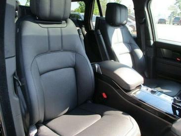 Land Rover Range Rover Vogue Black Pack SDV8 — photo 12