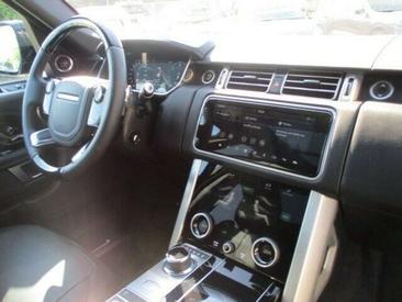 Land Rover Range Rover Vogue Black Pack SDV8 — photo 13