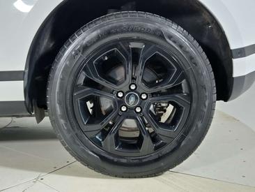 Land Rover Range Rover Evoque — photo 9