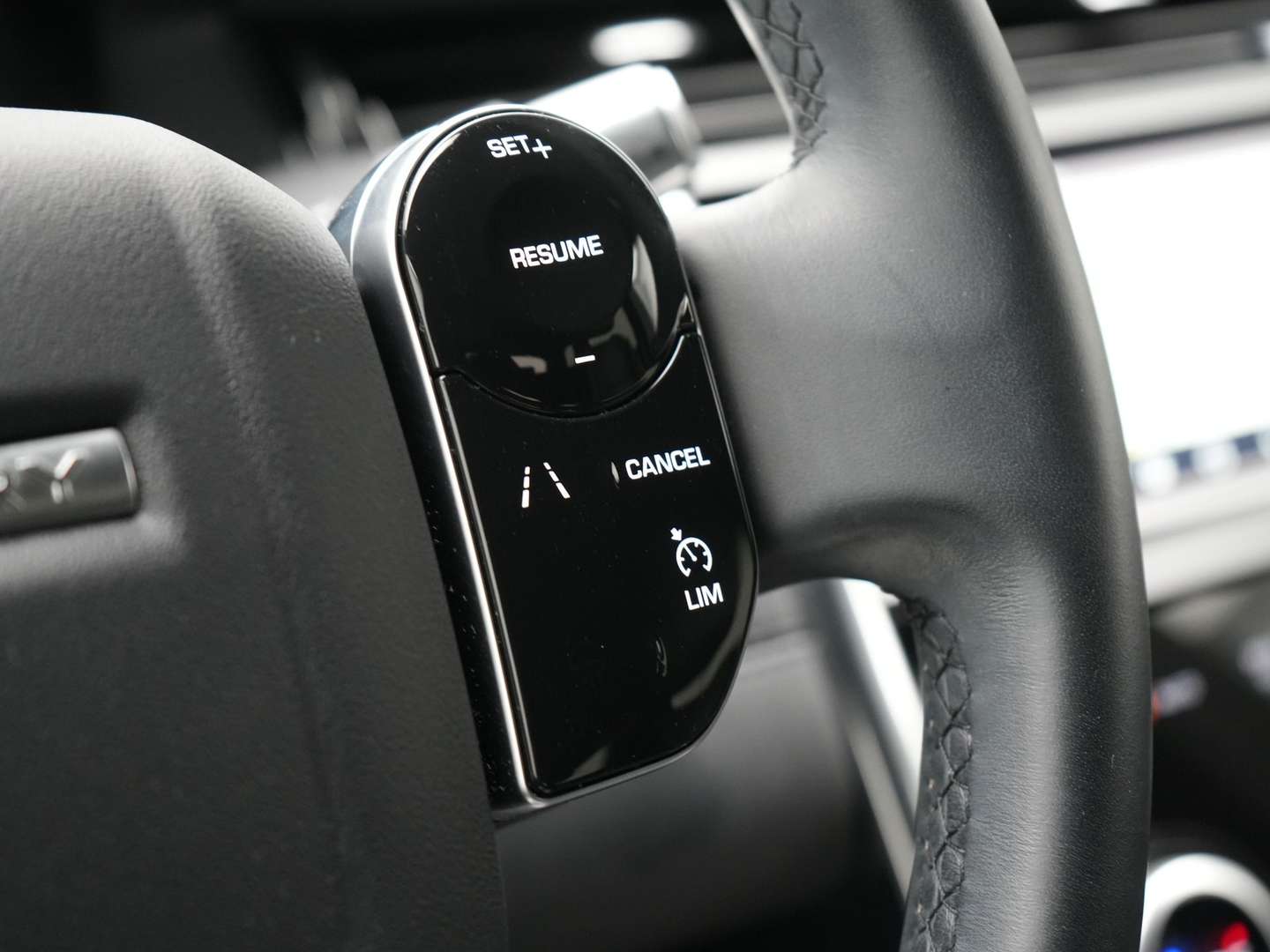 Land Rover Discovery Sport P300e S - 2020 - Joinsteer - #18