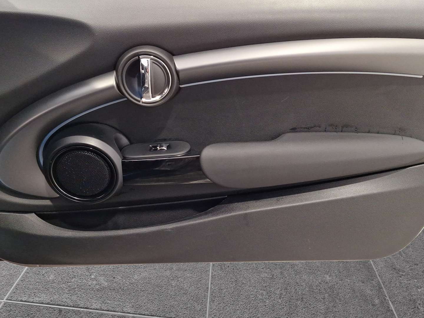 Mini 3 Portes Yours Cooper S - 2024 - Joinsteer - #16