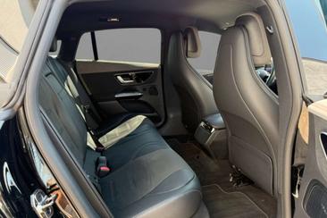 Mercedes EQE 350 Premium — photo 11