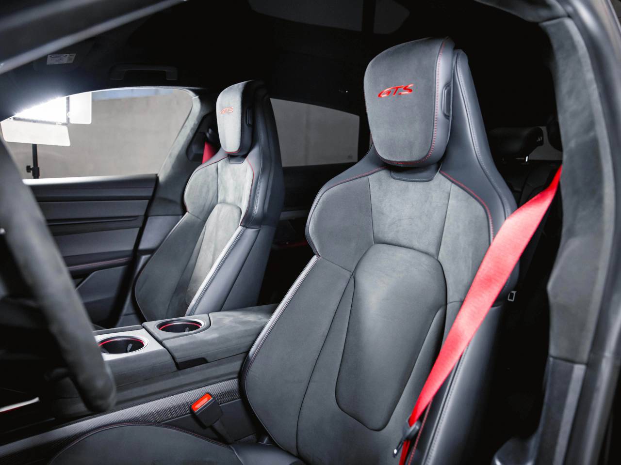 Porsche Taycan GTS Sport Turismo - 2023 - Joinsteer - #15