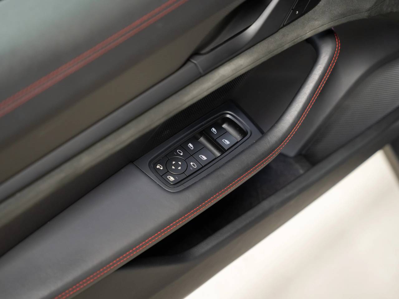 Porsche Taycan GTS Sport Turismo - 2023 - Joinsteer - #22