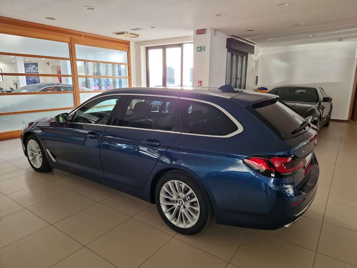 BMW Série 5 Touring Luxury 530d XDrive - 2021 - Joinsteer - #6