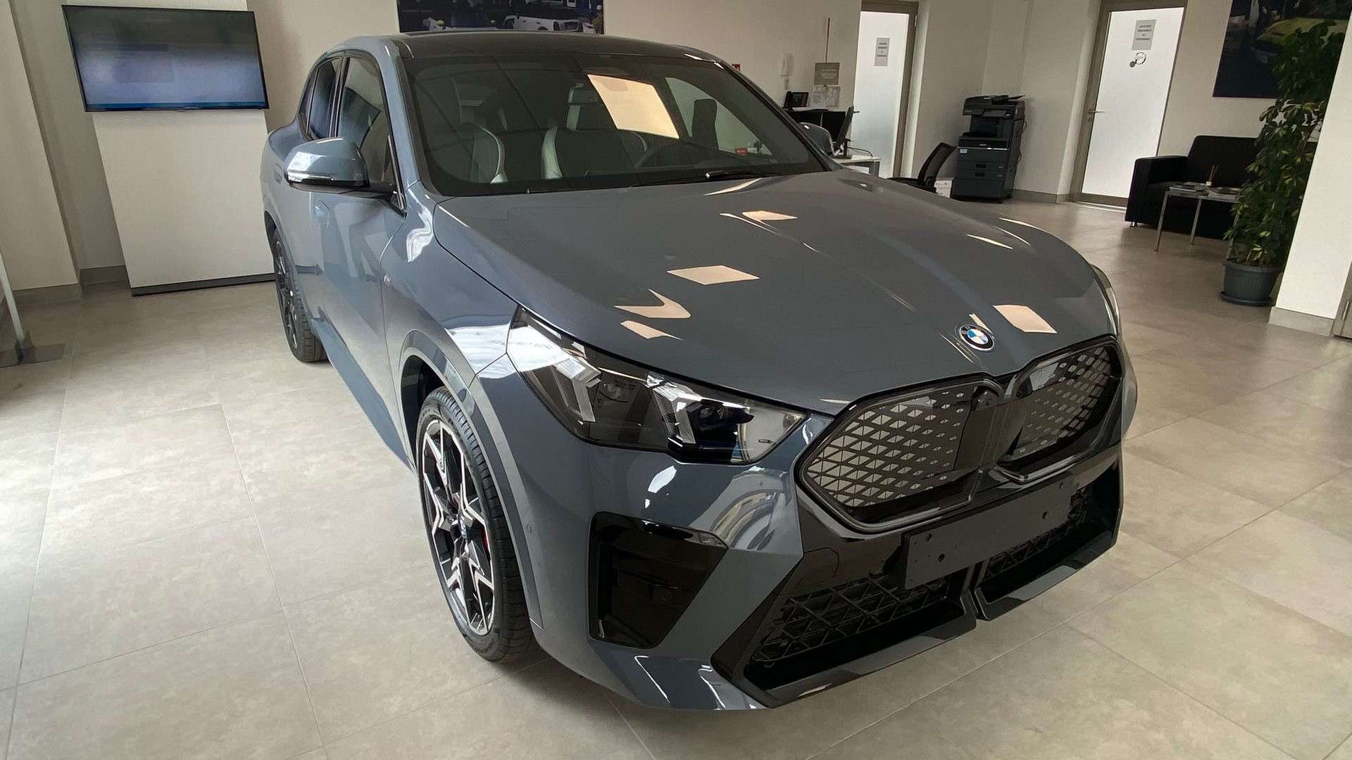 BMW IX2 XDrive30 - 2024 - Joinsteer - #2