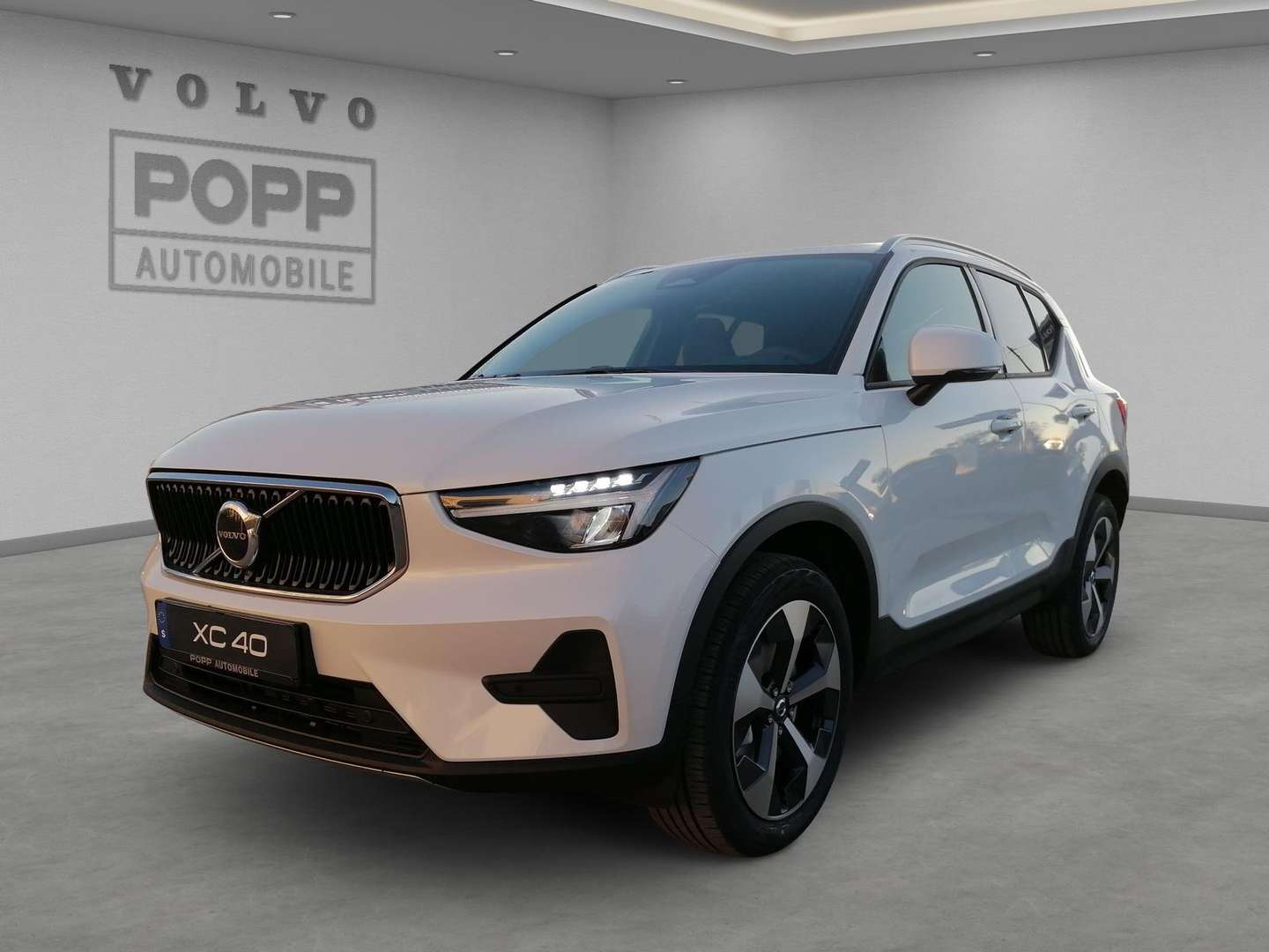 Volvo XC40 B3 Core - 2025 - Joinsteer - #1