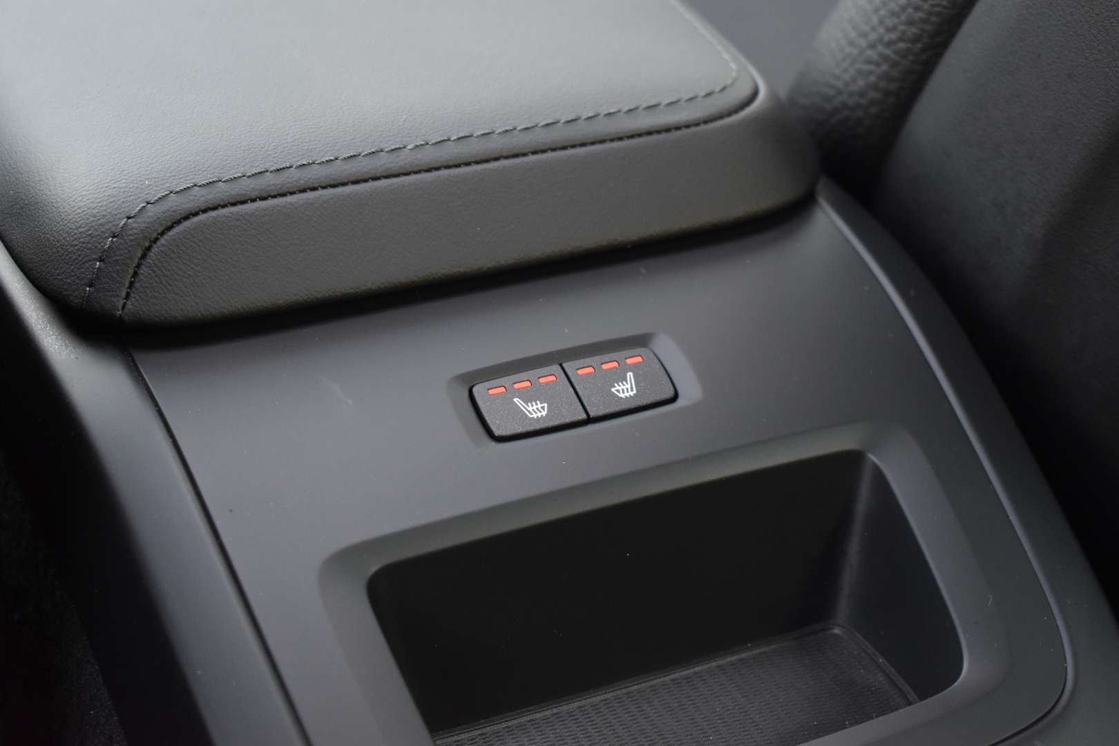 Volvo XC60 T6 Recharge Ultimate - 2025 - Joinsteer - #13