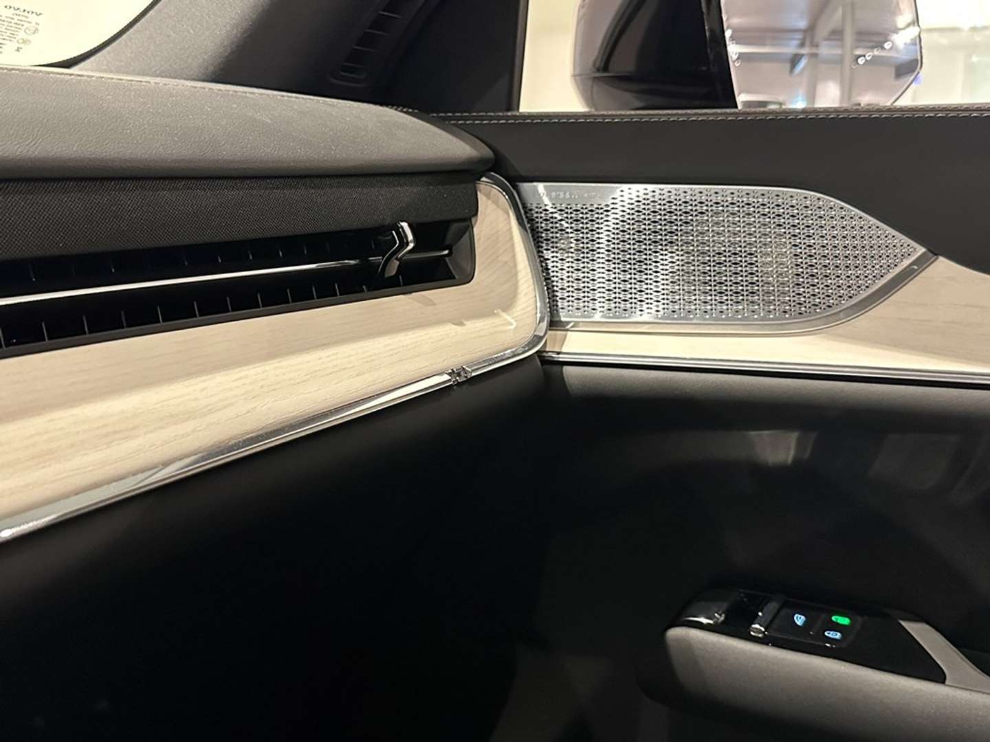 Volvo EX90 Ultra Recharge Twin Motor - 2025 - Joinsteer - #11