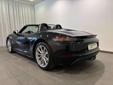Porsche 718 Boxster S — photo 7