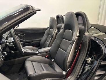 Porsche 718 Boxster S — photo 11