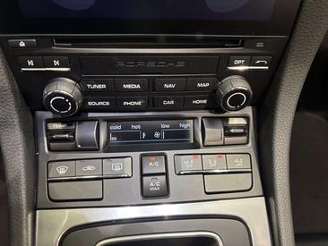 Porsche 718 Boxster S — photo 14