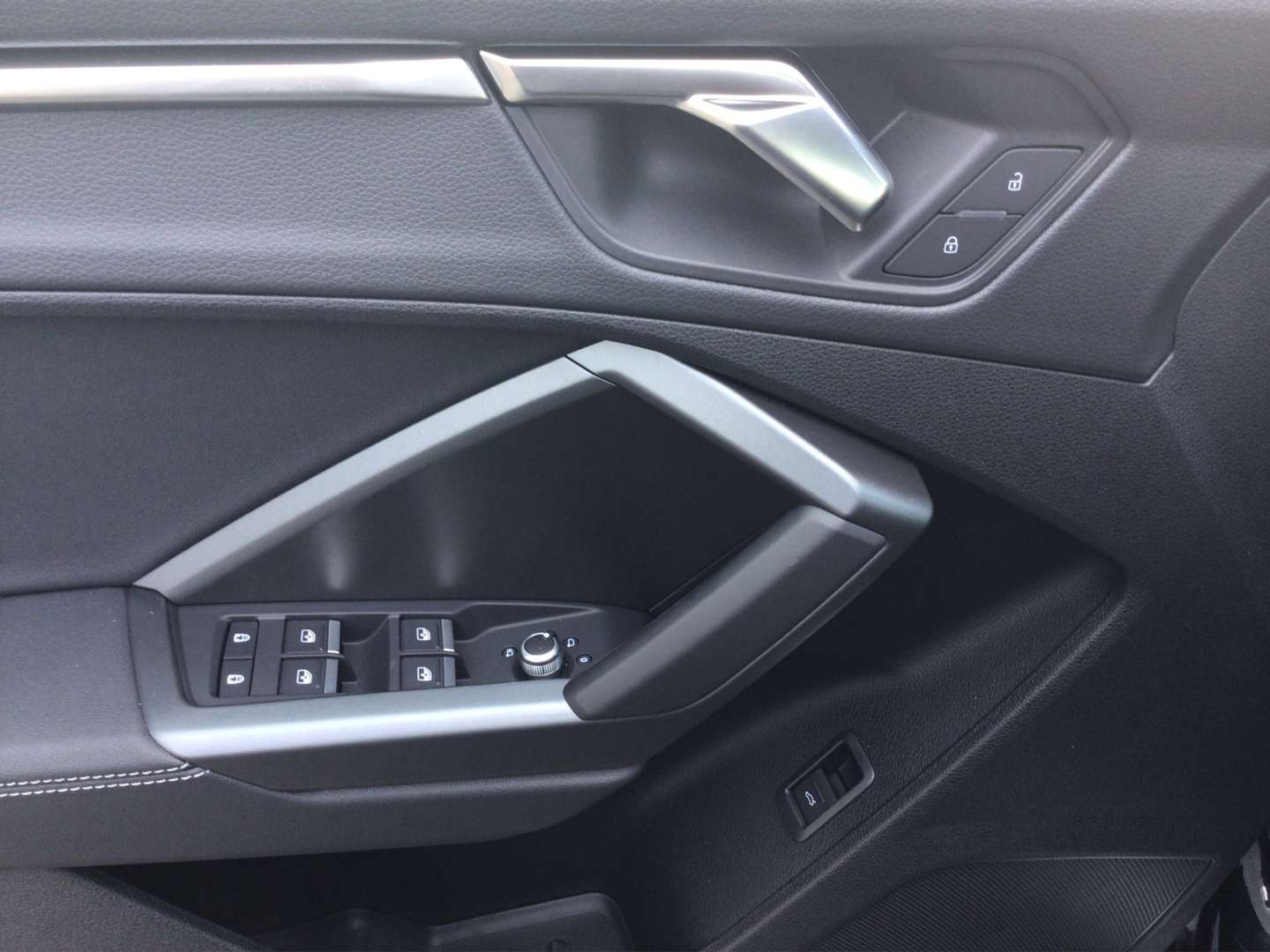 Audi Q3 S Line 35 TFSI - 2025 - Joinsteer - #6
