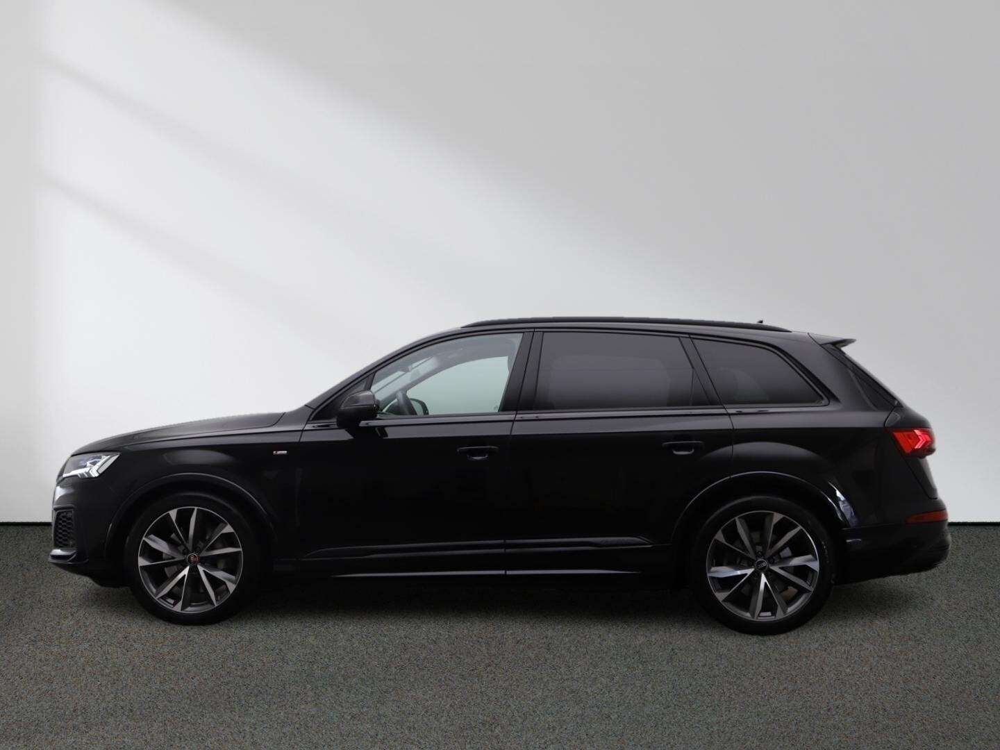Audi Q7 S Line 55 TFSI - 2022 - Joinsteer - #1