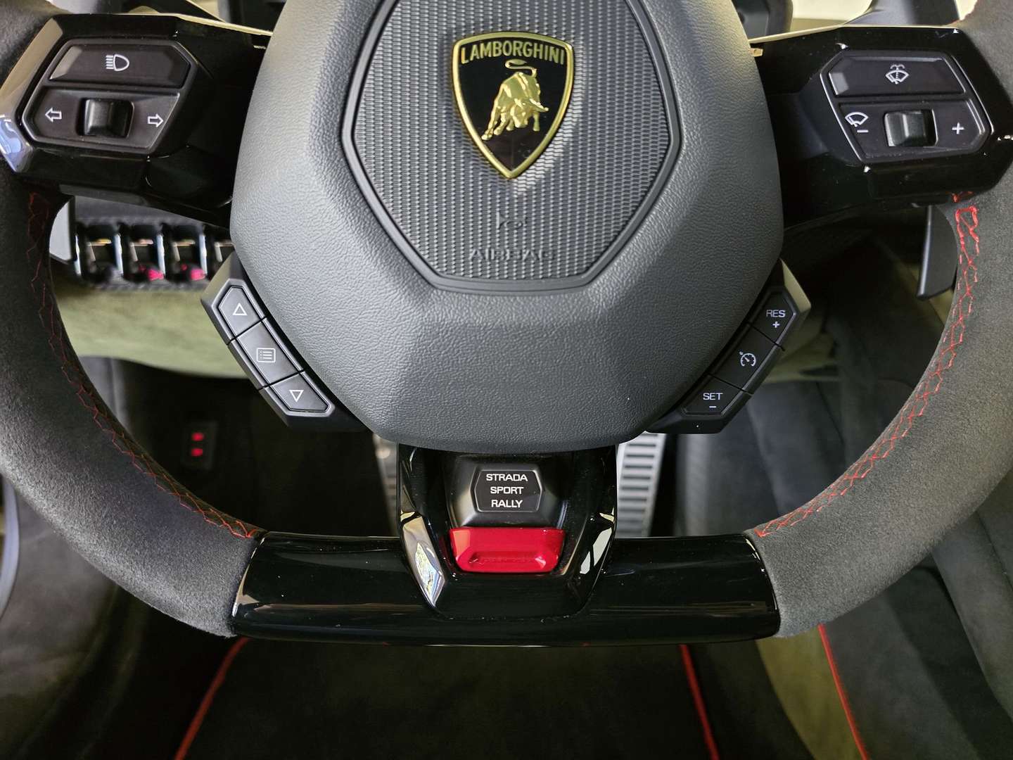 Lamborghini Huracán Sterrato - 2024 - Joinsteer - #22