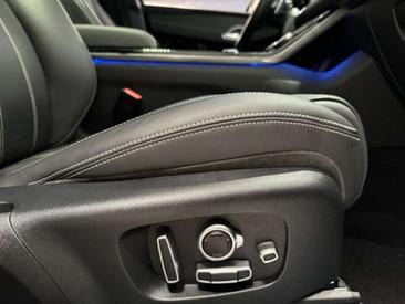 Land Rover Range Rover Velar R-Dynamic HSE D300 — photo 15