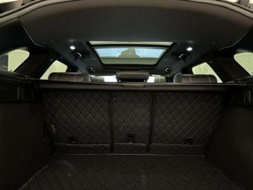 Land Rover Range Rover Velar R-Dynamic HSE D300 — photo 16