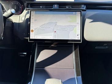 Land Rover Range Rover Velar D300 Dynamic SE — photo 15