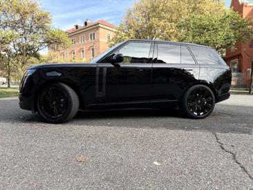 Land Rover Range Rover D350 HSE — photo 10