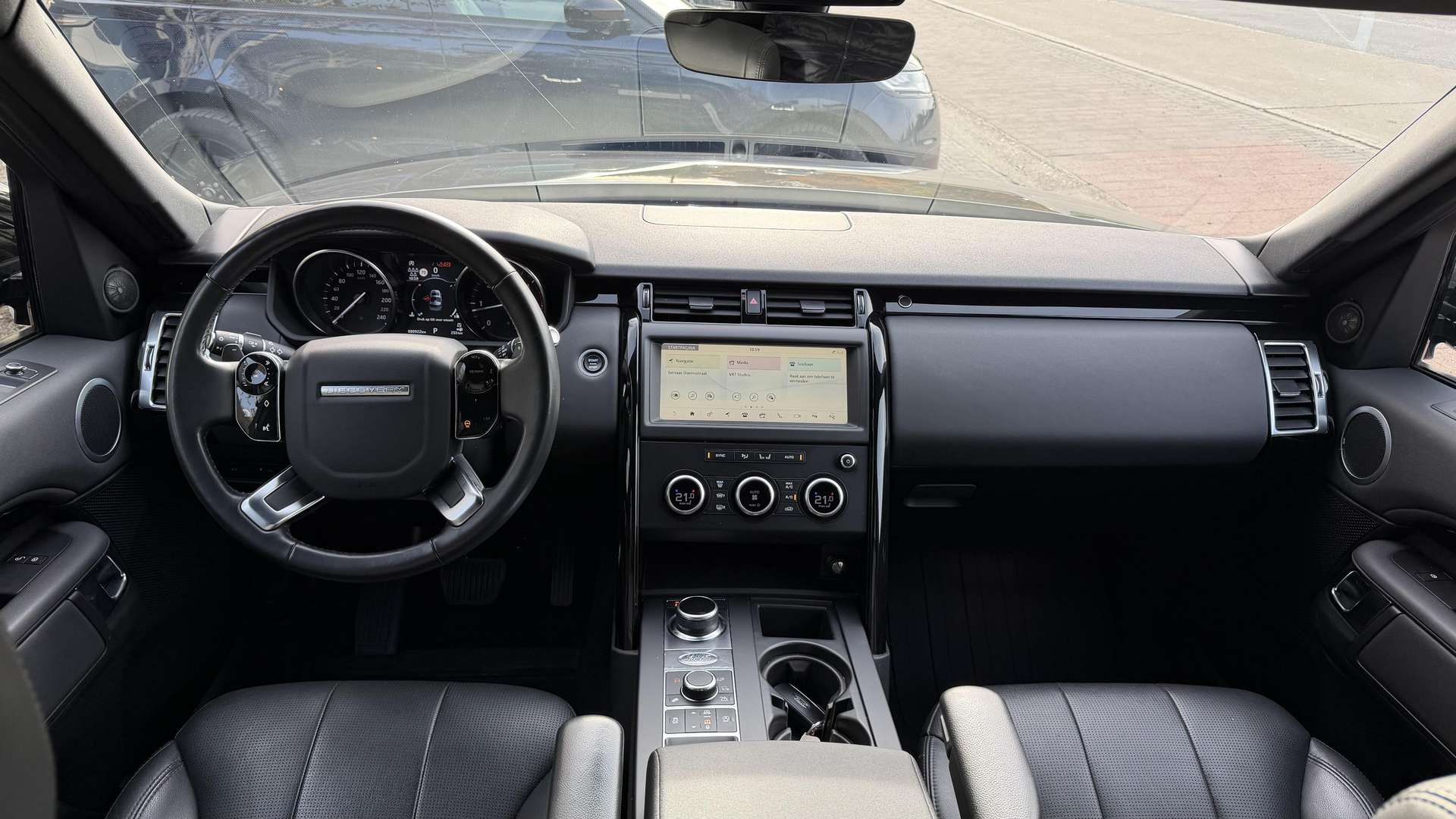 Land Rover Discovery D240 SE - 2020 - Joinsteer - #5