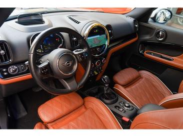 Mini Countryman COOPER SE — photo 3