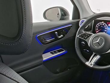 Mercedes GLC 220 AVANTGARDE — photo 8