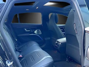 Mercedes EQS 53 AMG Line — photo 9