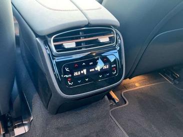 Mercedes EQS 53 AMG Line — photo 10