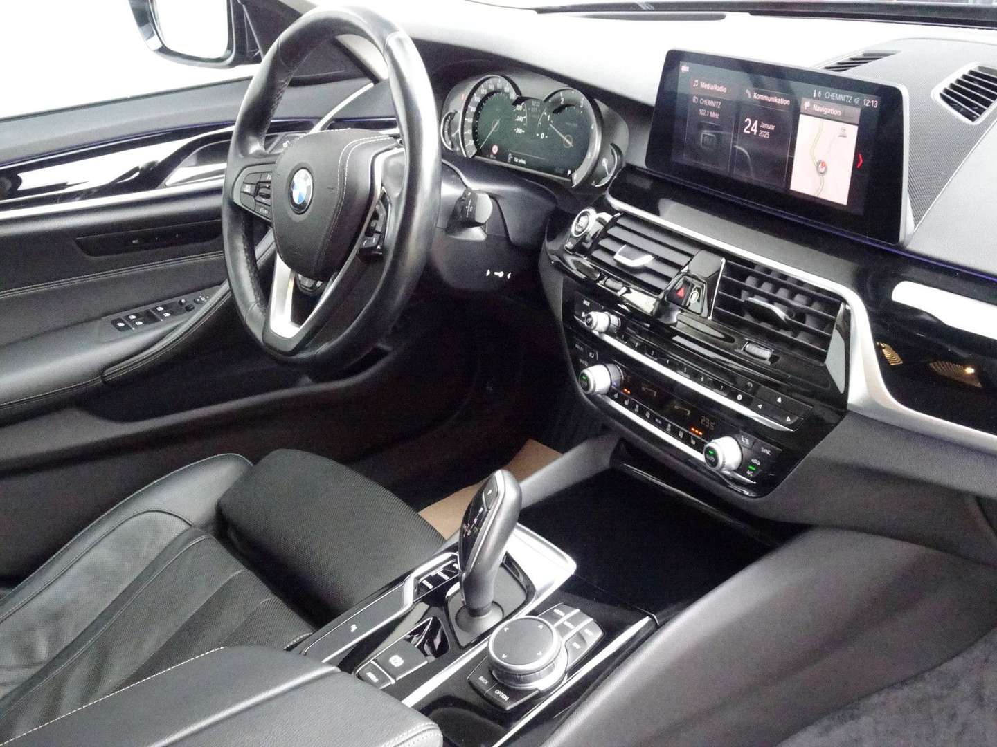 BMW Série 5 Touring Sport-Line 520d XDrive - 2018 - Joinsteer - #4