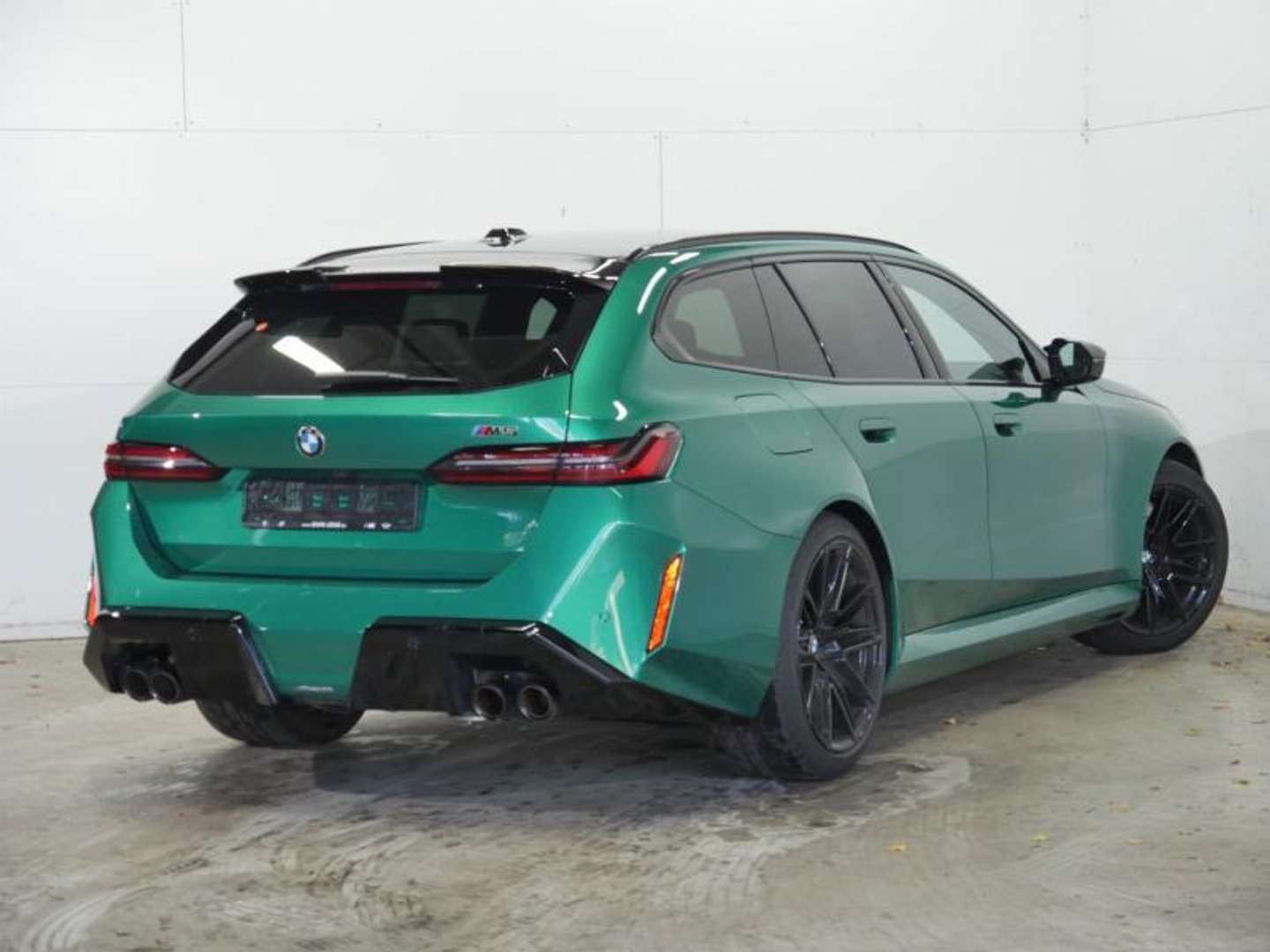 BMW M5 Bowers & Wilkins HYBRID - 2025 - Joinsteer - #3