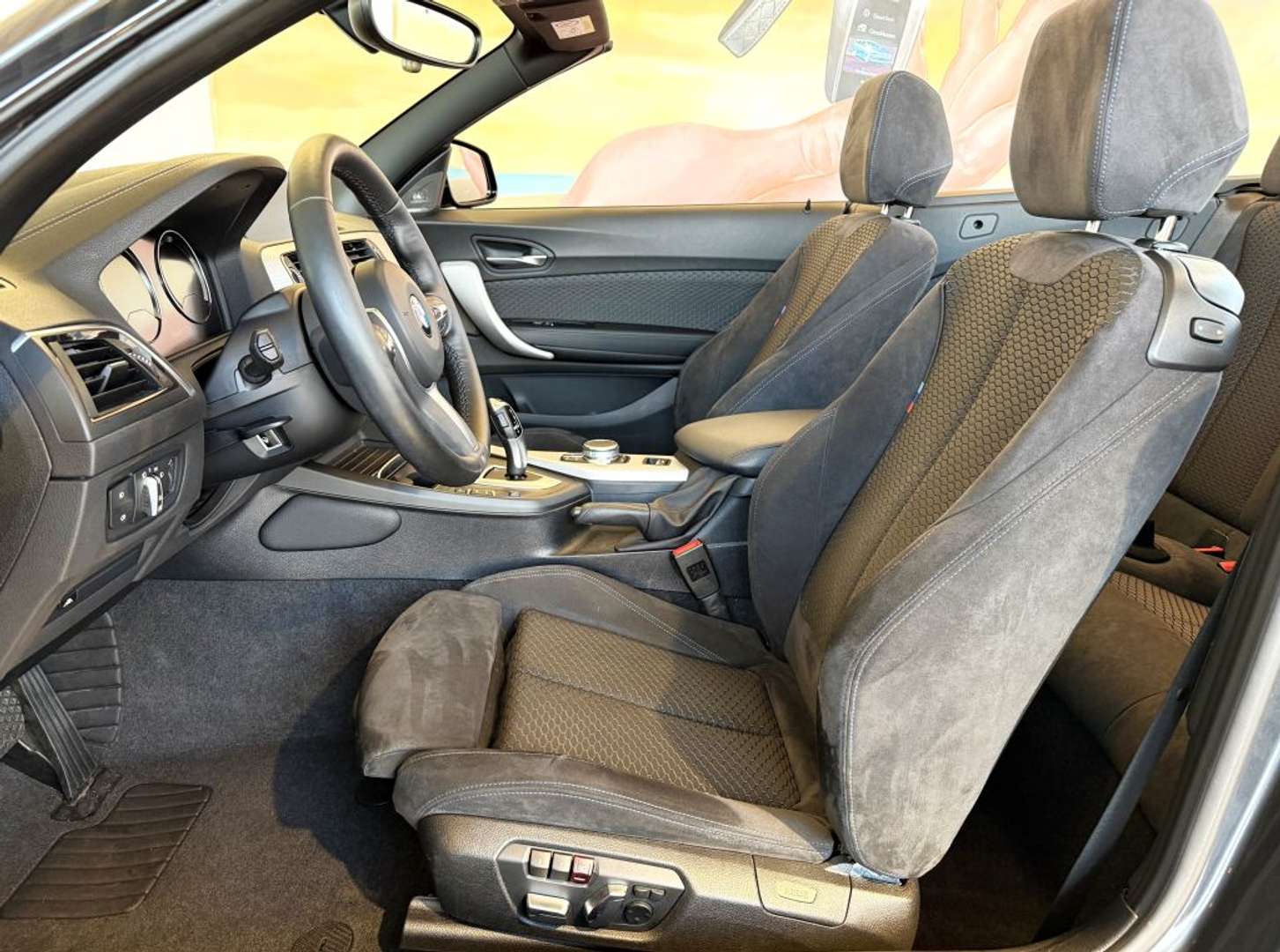 BMW Série 2 Cabriolet M Sport 220i - 2019 - Joinsteer - #4