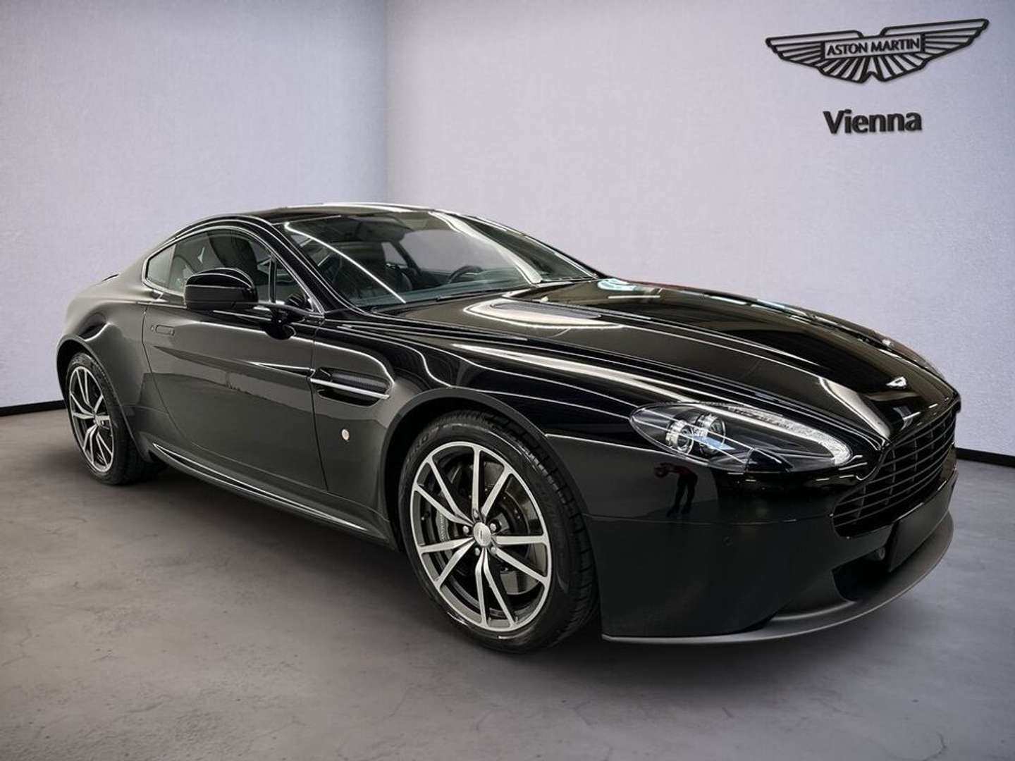 Aston Martin V8 Vantage Coupe Sportshift - 2013 - Joinsteer - #2