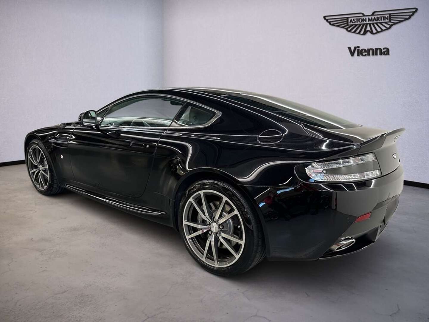 Aston Martin V8 Vantage Coupe Sportshift - 2013 - Joinsteer - #4