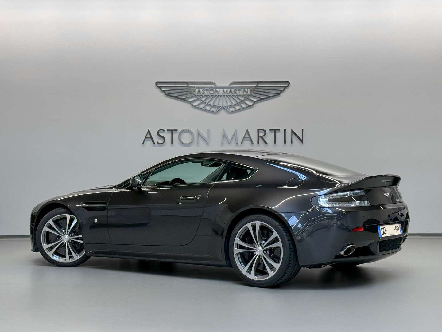 Aston Martin Vantage 5.9i V12 - 2013 - Joinsteer - #3