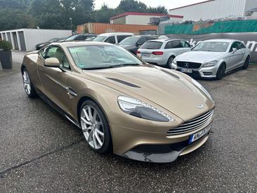 Aston Martin Vanquish Coupé — photo 5