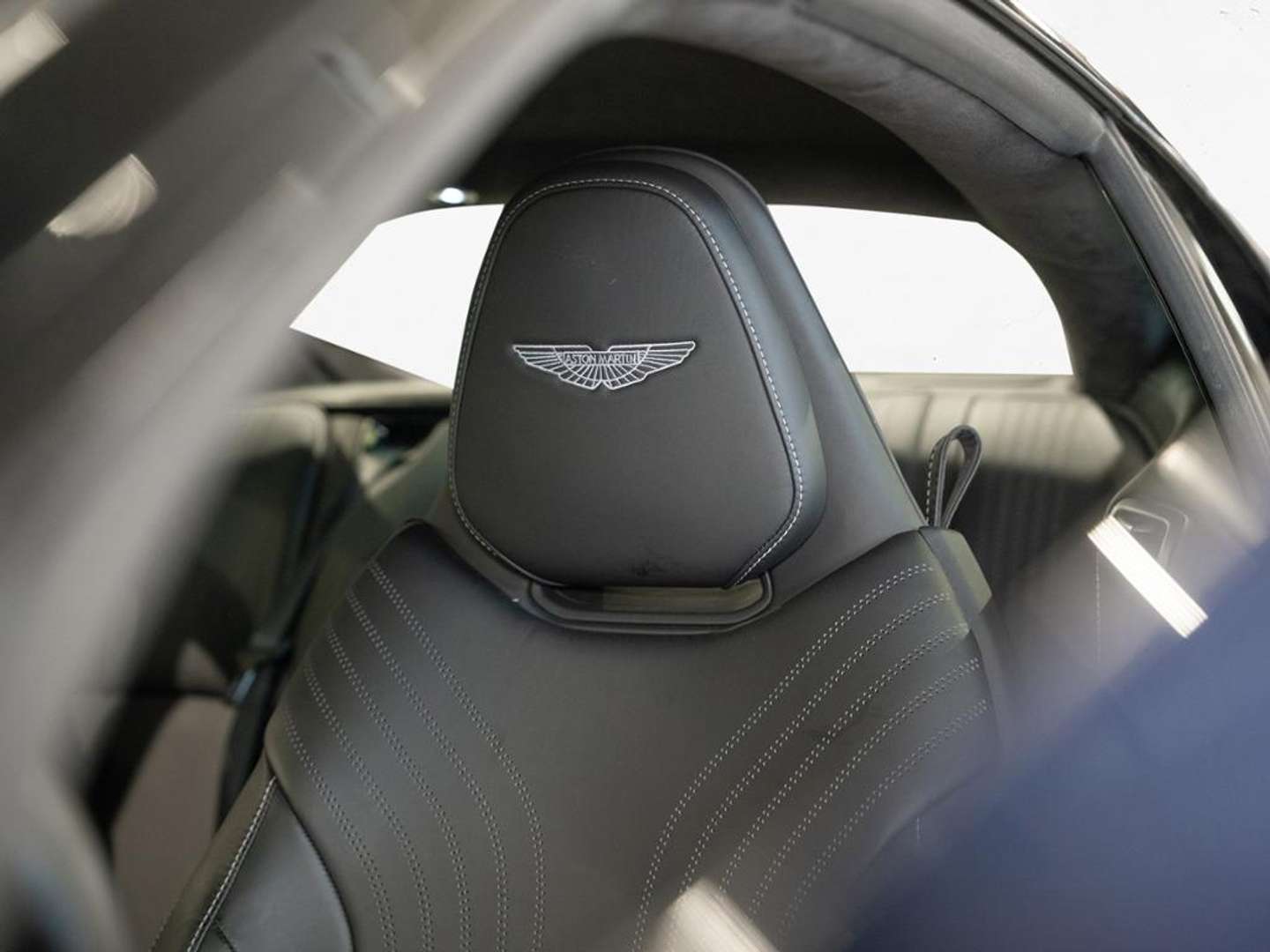 Aston Martin DB11 Coupé V12 - 2019 - Joinsteer - #3