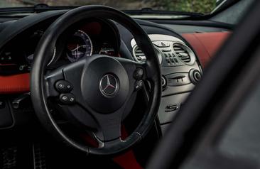 Mercedes SLR McLaren — photo 15