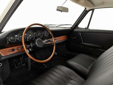 Porsche 964 Coupé — photo 29