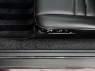 Porsche 964 Carrera 4 Coupe — photo 27