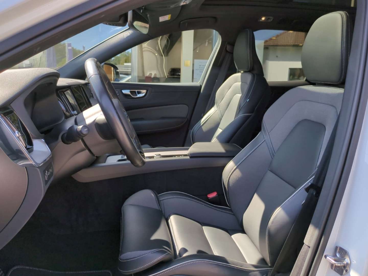 Volvo XC60 T6 Recharge R-Design - 2021 - Joinsteer - #5