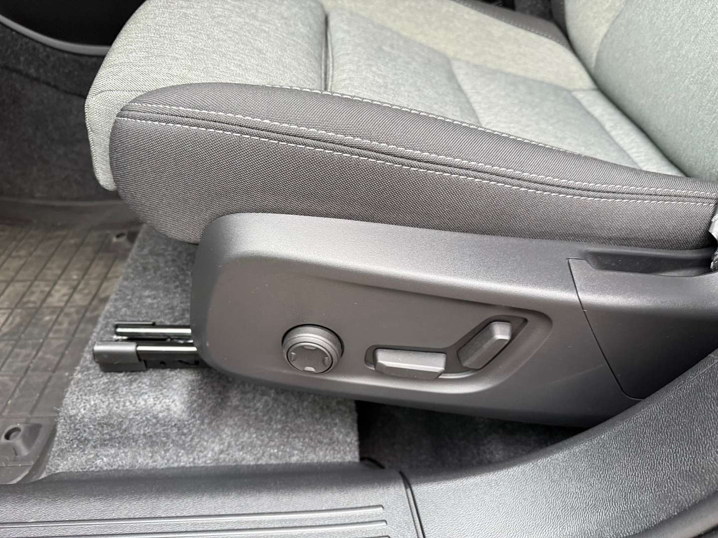 Volvo XC40 Plus - 2025 - Joinsteer - #10