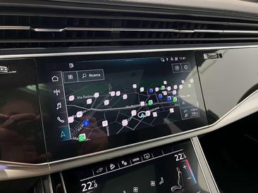 Audi Q7 Sport 55 TFSI E — photo 17