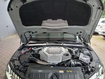 Audi A4 Avant RS4 — photo 6