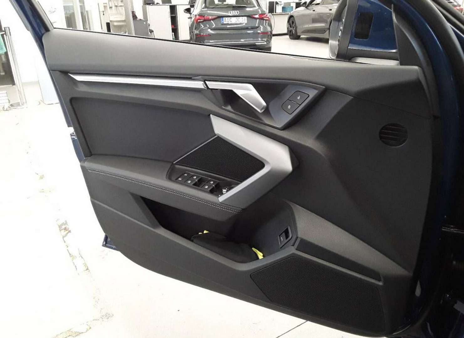 Audi A3 Sportback S Line - 2025 - Joinsteer - #3