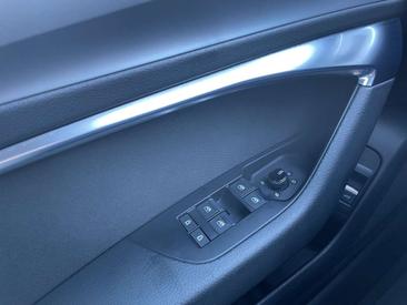 Audi A6 Avant 50 TFSI E — photo 17