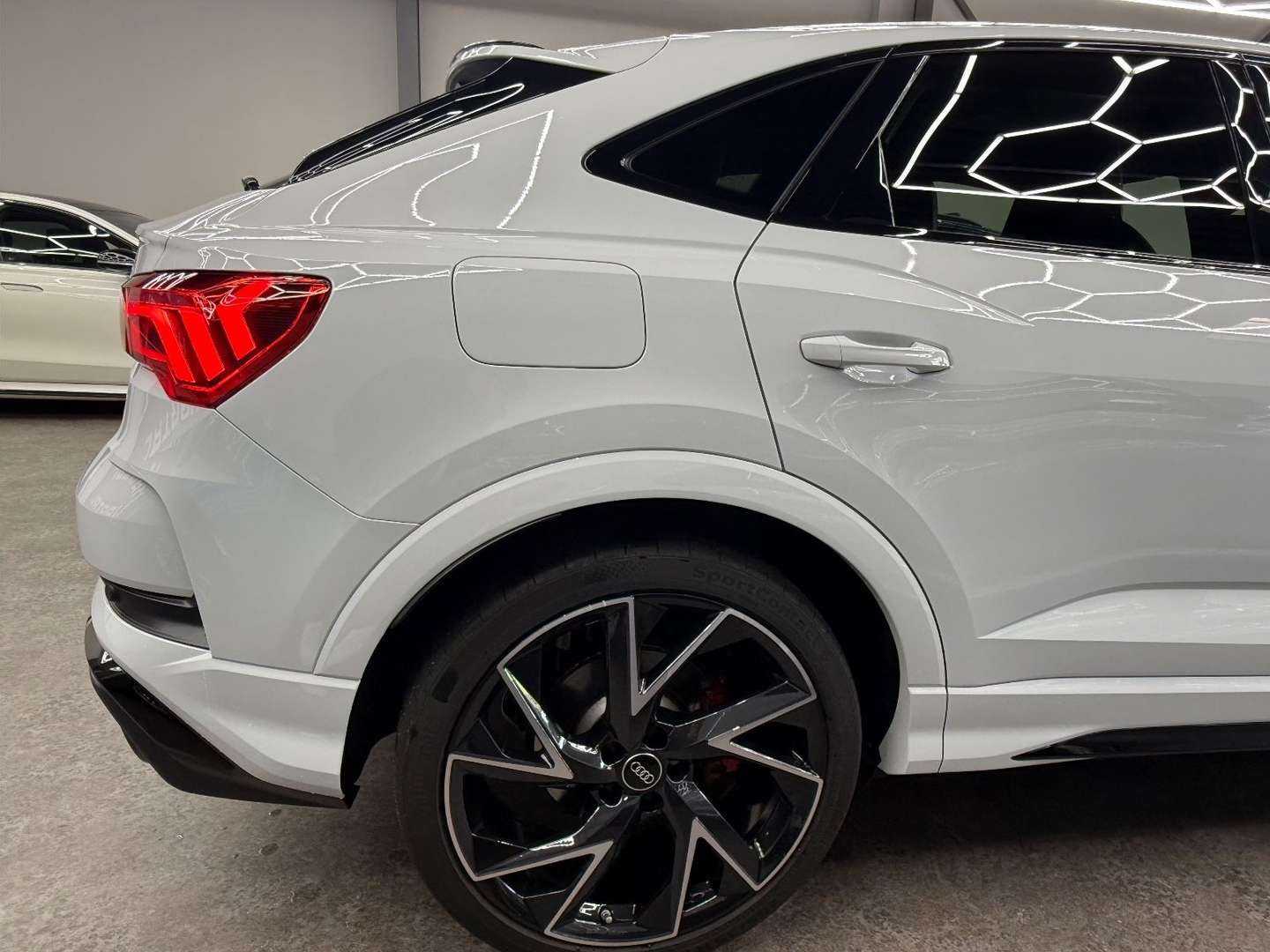 Audi Q3 Blanc RS - 2022 - Joinsteer - #9